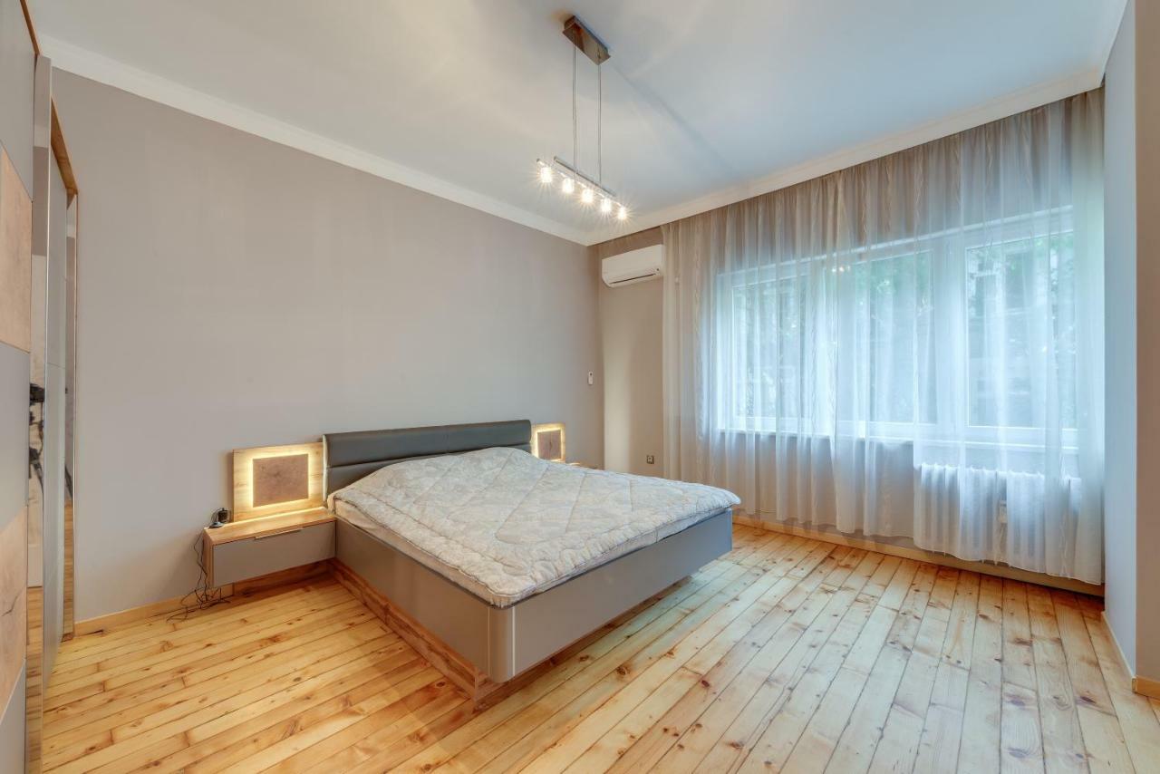 Central Apartment Sofia Extérieur photo
